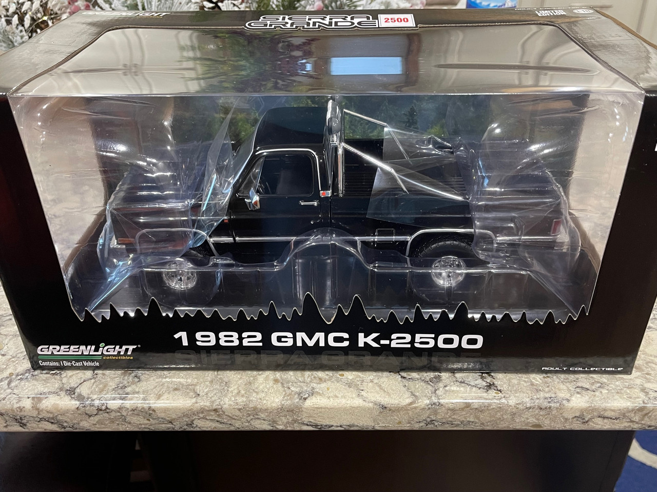 Greenlight 1982 GMC Sierra