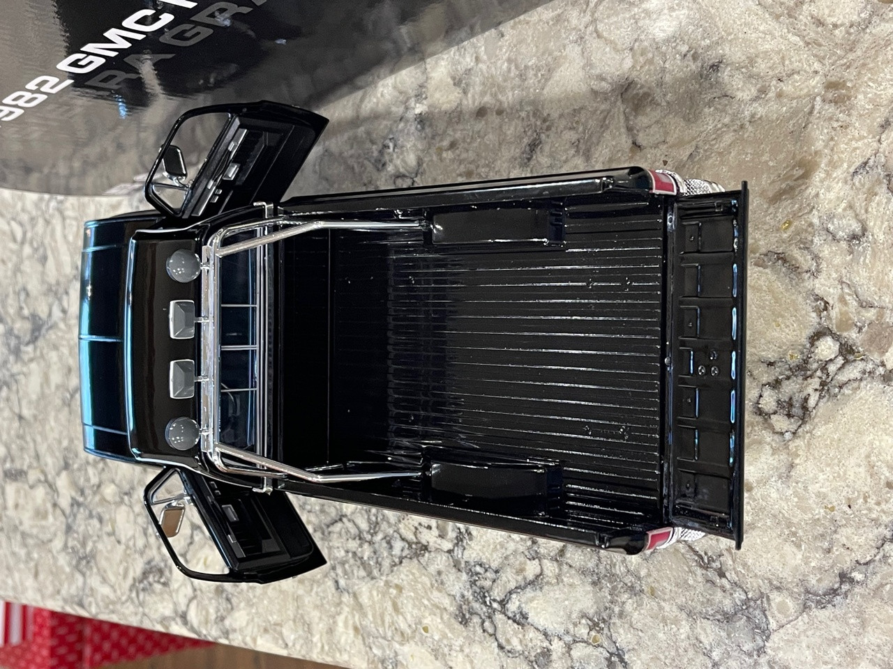 Greenlight 1982 GMC Sierra