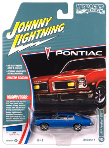 Johnny Lightning Muscle Cars 1974 Pontiac GTO Regatta Blue Poly 1/64