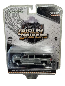 RAW CHASE Greenlight 2018 Chevy Silverado 3500 HD Dually High Country 1/64