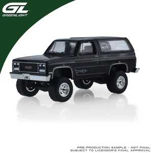 1_PREORDER 1:64 Greenlight  1990 GMC Jimmy (Lifted) (Hobby Exclusive)