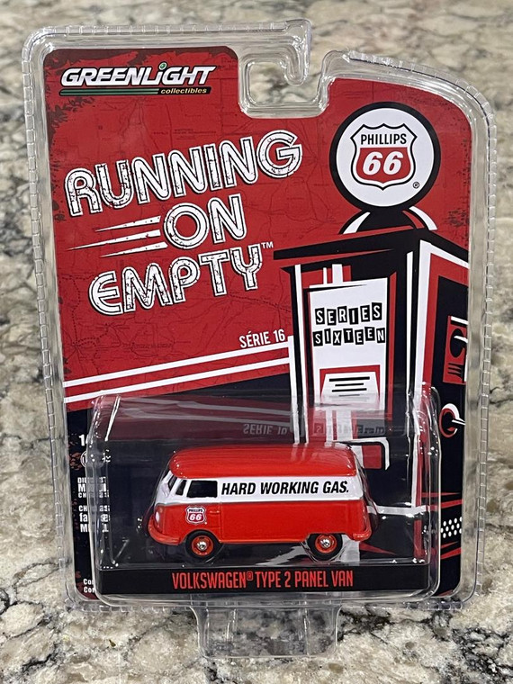 CGreenlight Running on Empty 16 Volkswagen Panel Van - Phillips 66 Service 1/64