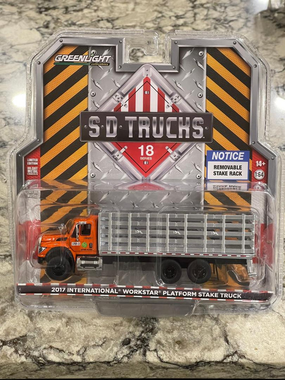 Greenlight 2017 International WorkStar Stake Truck New Jersey Turnpike Auth 1/64