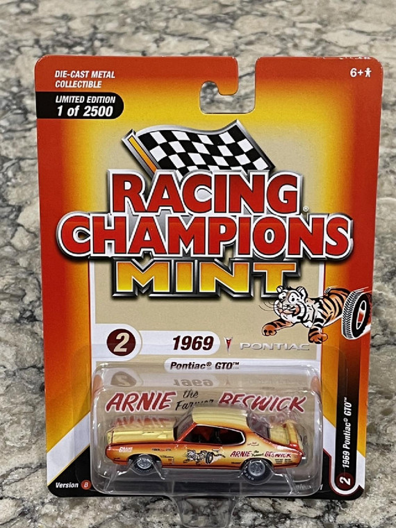 Racing Champions MINT 1969 Arnie Beswick Pontiac GTO 1/64