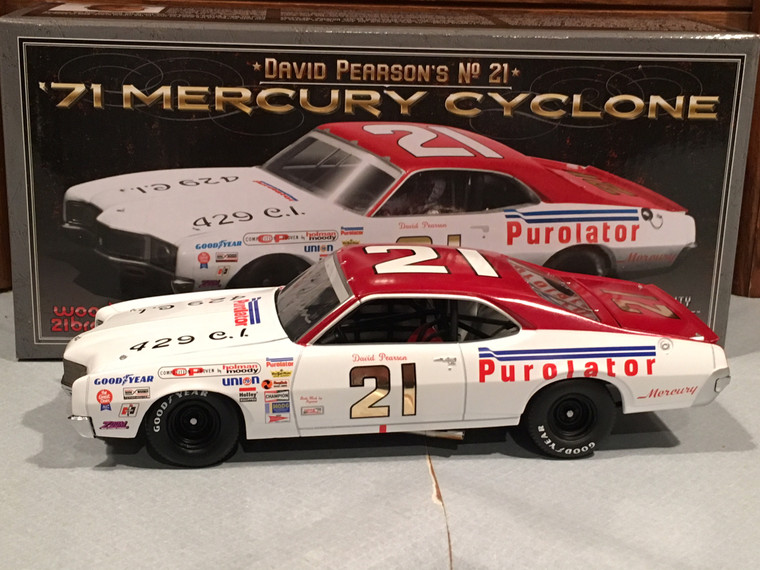 Autographed University of Racing 1971 David Pearson #21 Mercury Cyclone 1/24
