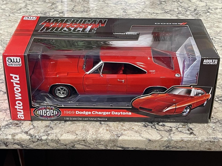 Auto World American Muscle 1969 DODGE CHARGER DAYTONA MCACN R4 Red 1/18 AMM1324 FREE SHIPPING