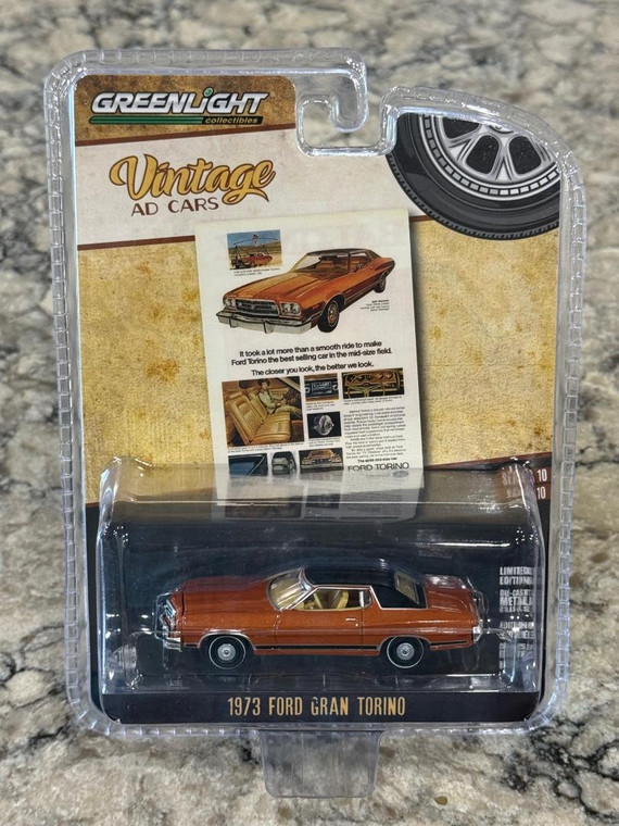 Greenlight Vintage Ad Cars Series 10 - 1973 Ford Gran Torino 1/64