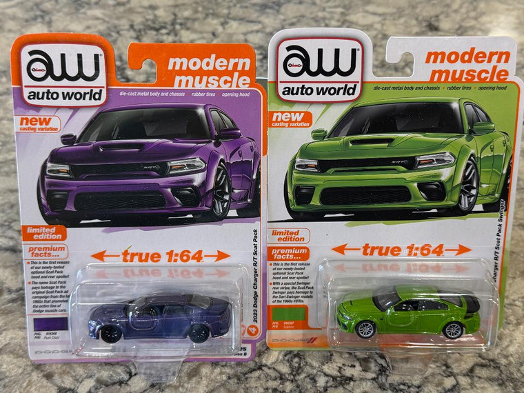 Auto World 2023 Dodge Charger R/T Scat Pack 2 Car Set 1/64 Sublime & Plum Crazy