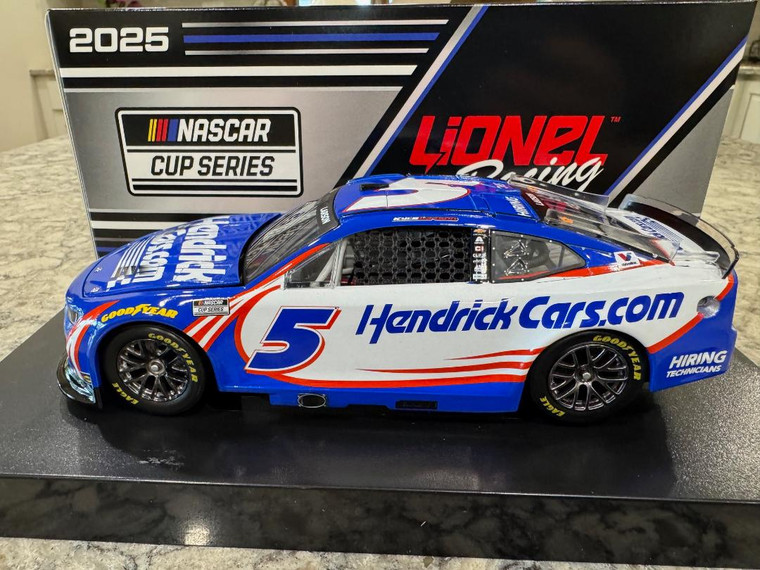 Lionel Action 2025 Kyle Larson #5 HENDRICKCARS.COM 1:24