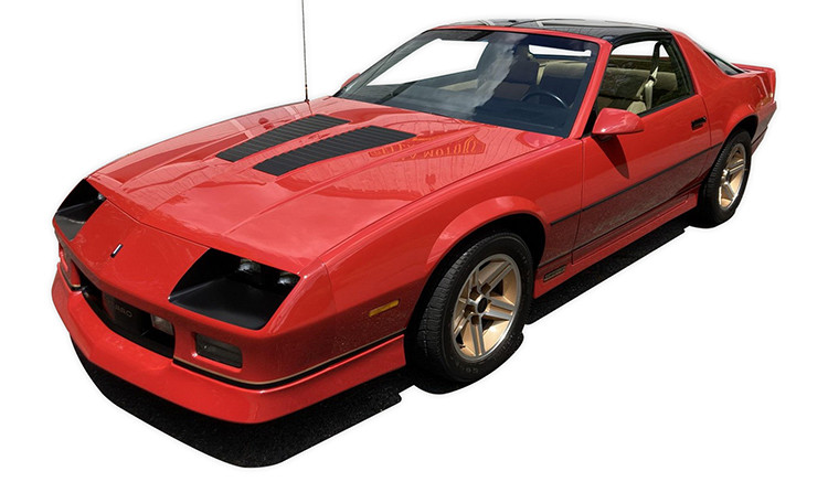 Sun Star 1985 Chevrolet Camaro IROC-Z Red 1/18