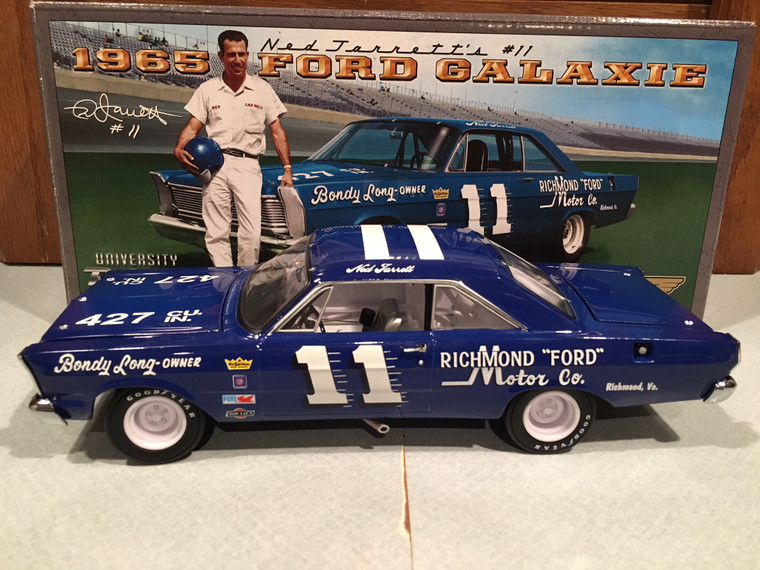 University of Racing 1965 Ned Jarrett #11 Ford Galaxie 1/24