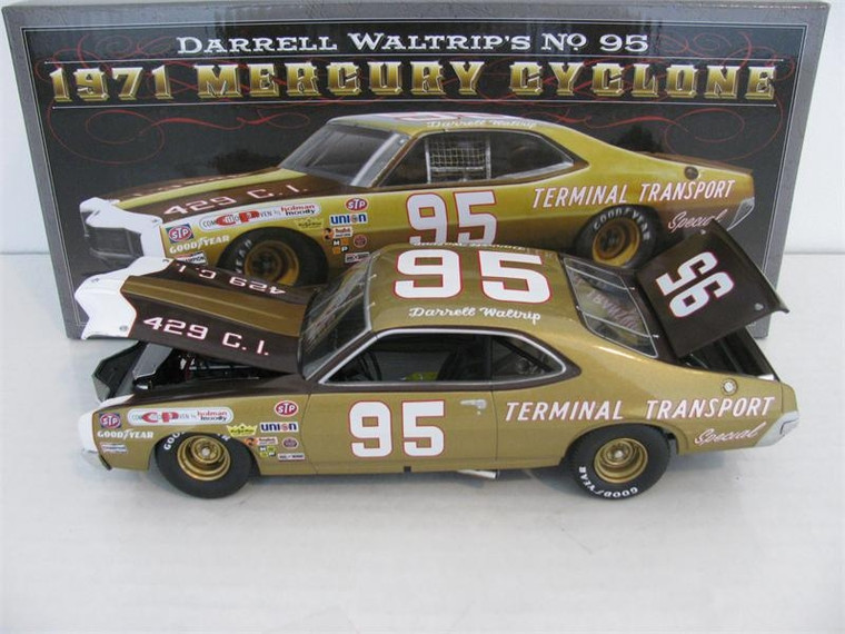 University of Racing 1971 Darrell Waltrip #95 Mercury Cyclone 1/24