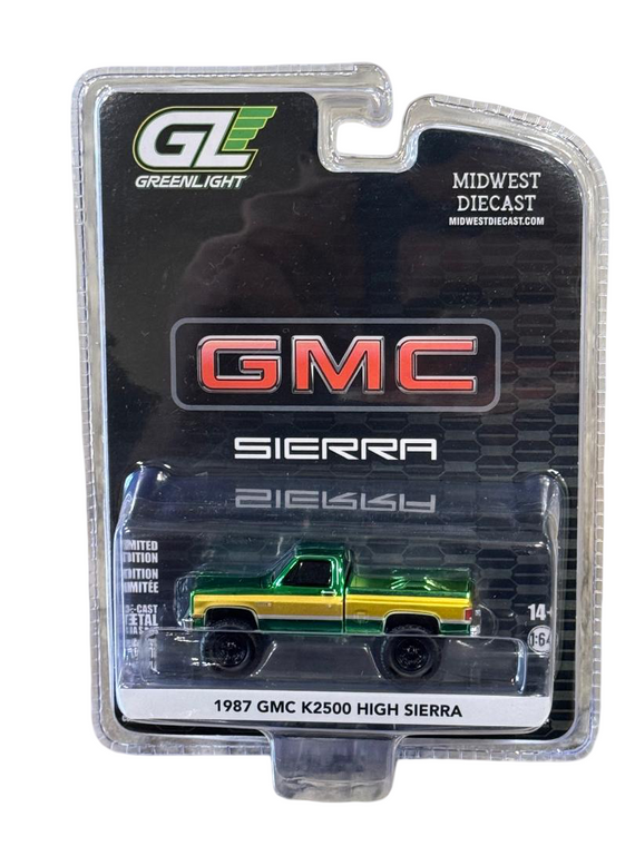 Greenlight GREEN CHROME CHASE Midwest Exclusive 1987 GMC K2500 1/64 51669-A