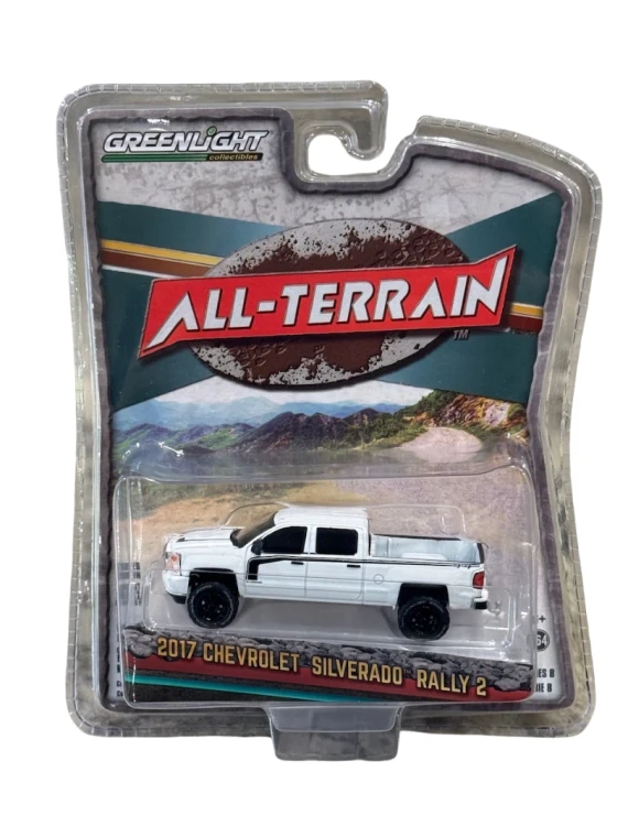 Greenlight All-Terrain 2017 Chevrolet Silverado Rally 2 White Black stripes 1/64