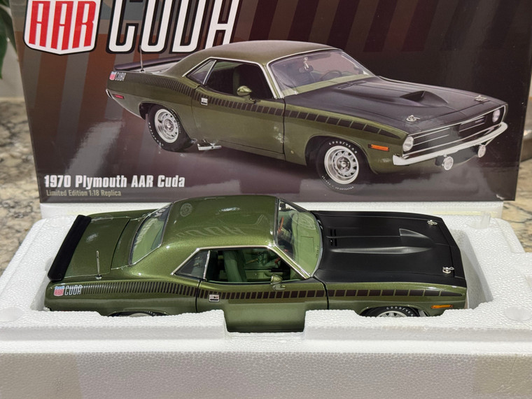 ACME 1970 Plymouth AAR Cuda Ivy Green 1/18 1 of 576