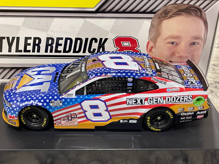 2020 Lionel Action Tyler Reddick #8 Caterpillar Next Gen Dozers 1/24 1 of 504