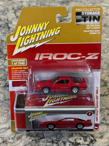 1/64　サンルーフ開閉スライド可能　 IROC Z 80s　精密ミニカー カタログギフトも！ 1/64サンルーフ開閉スライド可能 80s精密