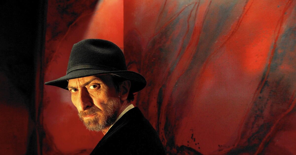 How Did Frank Miller's Noir Vision Reshape Batman and Daredevil?