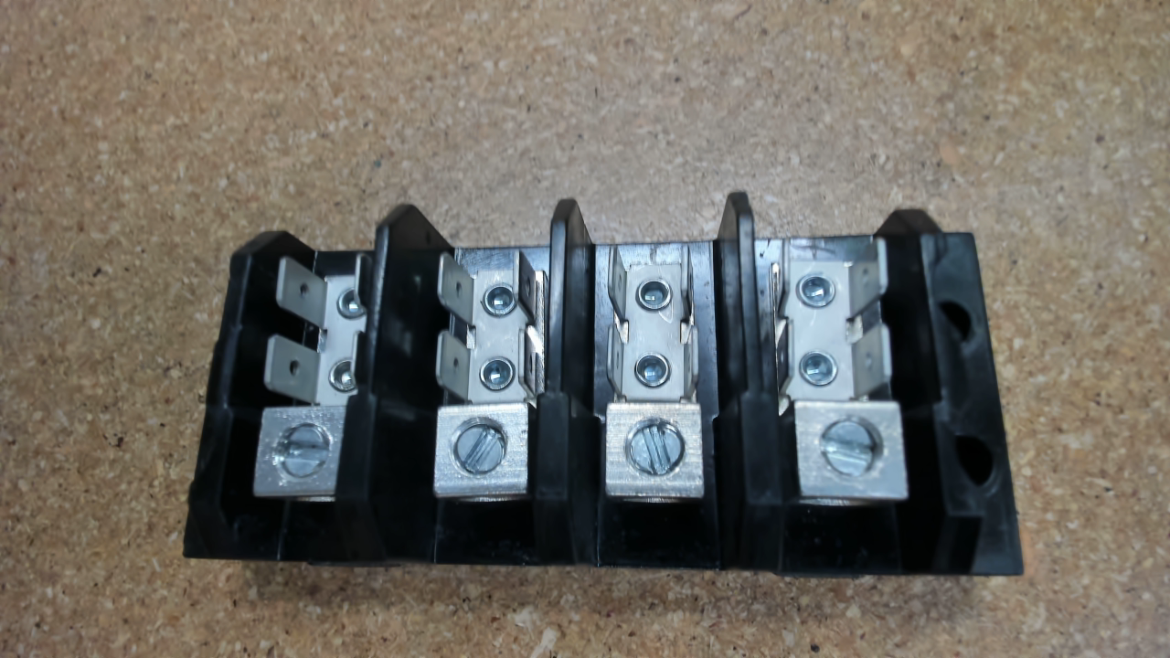 TERMINAL BLOCK
