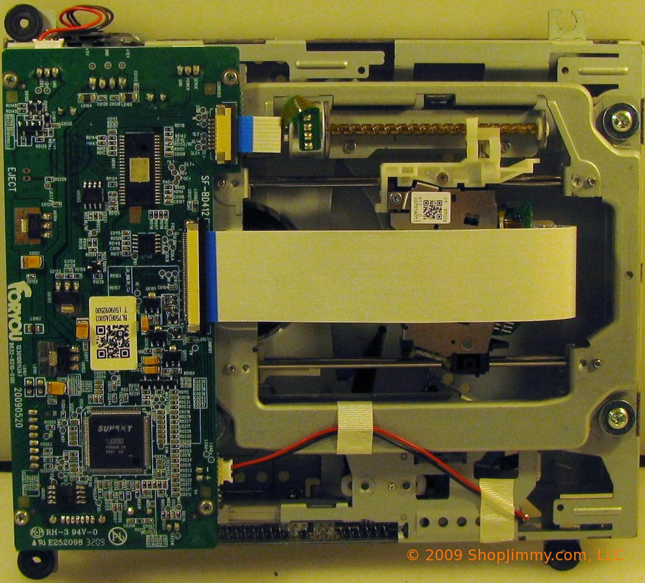 Viore B032-0210-010E (123010011367, 20090520) DVD Player