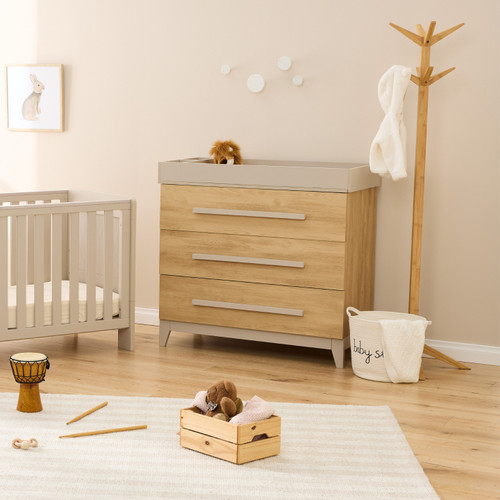Tutti Bambini Hallee Chest Changer