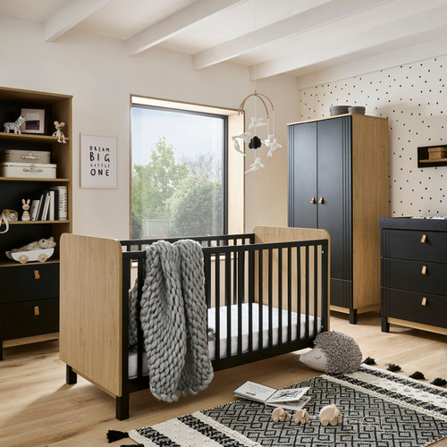 Cuddle Co Rafi Oak/Black Range