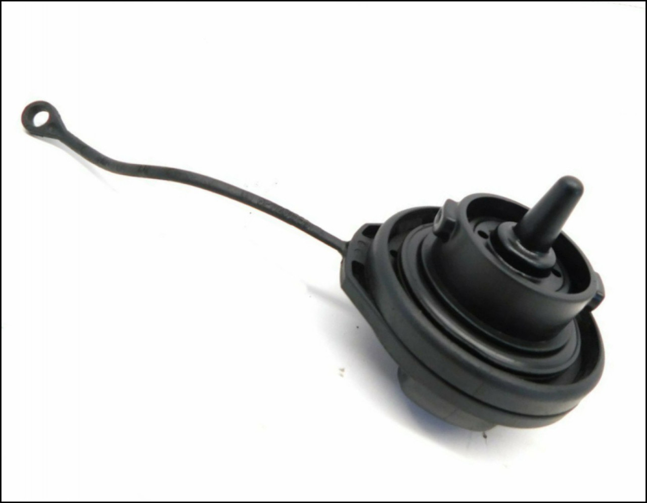 VW VOLKSWAGEN AUDI SKODA FUEL CAP 3C0201553K WITH RETAINING STRAP