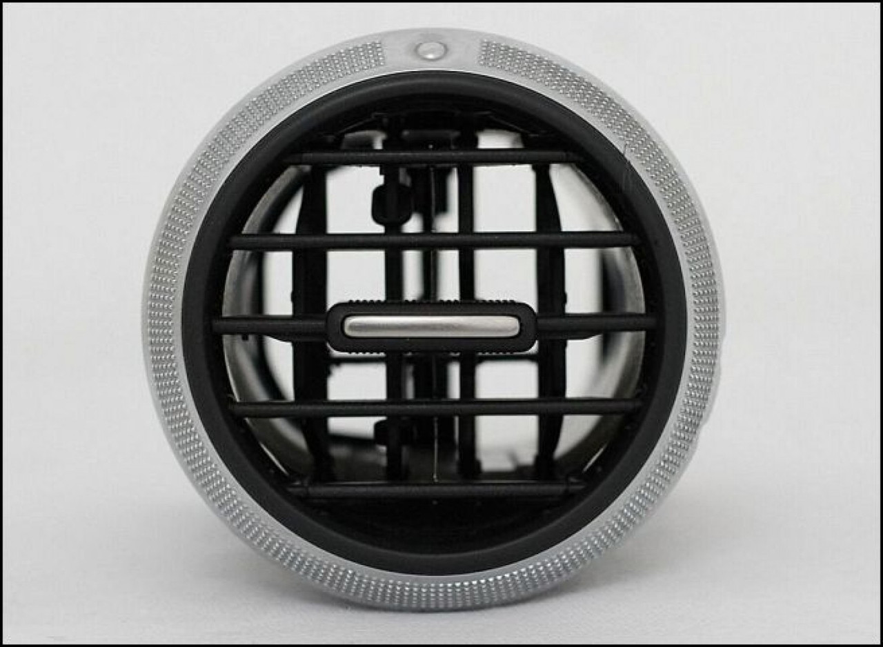 DASHBOARD AIR VENT AUDI A3 SLINE S3 RS3 8P RARE SILVER TRIM 8P0820901C