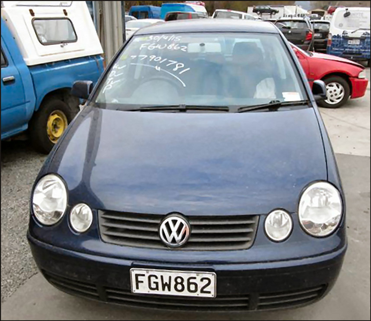 VOLKSWAGEN POLO vw-polo-9n3-06 Used - the parking