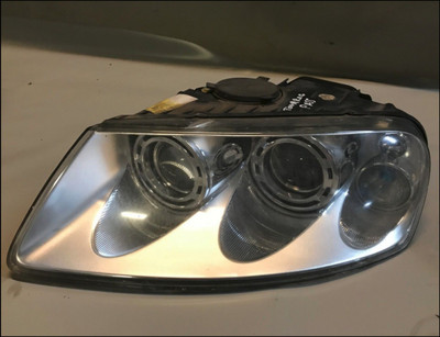 VW VOLKSWAGEN TOUAREG 7L HEAD-LIGHT HEADLAMP XENON HID DISCHARGE LEFT LH LHS PASSENGER SIDE 2003 2004 2005 2006 7L6941017BJ OE OEM GENUINE