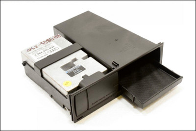 AUDI A5 A6 A8 Q7 AMI APPLE MUSIC INTERFACE MODULE MMI-2G 4E0035785F VERY RARE USED TESTED