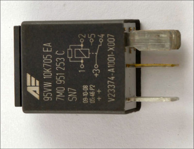 VW VOLKSWAGEN AUDI GENUINE OEM USED 404 RELAY MULTI-FUNCTION 7M0951253C