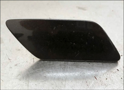 AUDI A3 8P 5-DOOR SPORTBACK PRE-FACELIFT HEADLIGHT WASHER JET COVER CAP RH 2005 2006 2007 2008 8P4955276 OEM PAINTED LZ9Y PHANTOM BLACK