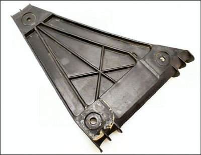 AUDI A4 B5 B5.5 FACELIFT SEDAN AVANT REAR BUMPER GUIDE BRACKET RH RHS RIGHT DRIVER SIDE GENUINE OEM 8D0807484 USED