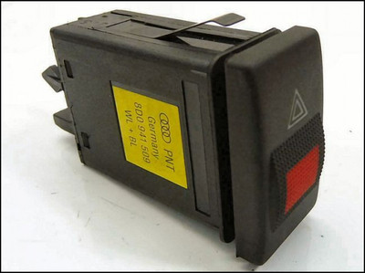 AUDI A4 B5 DASHBOARD HAZARD EMERGENCY WARNING RELAY SWITCH 8D0941509C GENUINE OEM USED