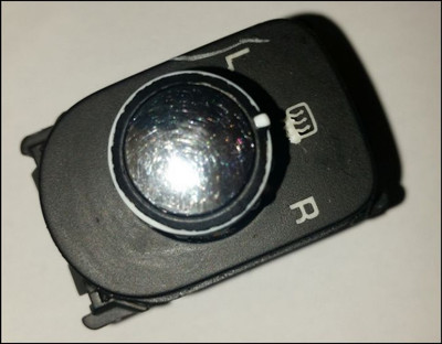 VW VOLKSWAGEN TOUAREG 7L MIRROR ADJUST SWITCH FOR CARS WITH HEATERS NON-FOLDING FUNCTION 7L6959565B 3X1