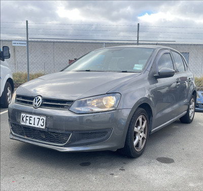 WRECKING DISMANTLING PARTING  VW VOLKSWAGEN POLO 6R 2010 2013 1.4 PETROL 1.6 TDI MANUAL AUTO AUTOMATIC DSG CAYB CGGB 63KW PKY LVE ENGINE GEARBOX SEATS DOORS ALLOYS ECU COMPUTER BRAKE GLASS SUSPENSION HEADLIGHT TAILLIGHT BUMPER BONNET TAILGATE ABS