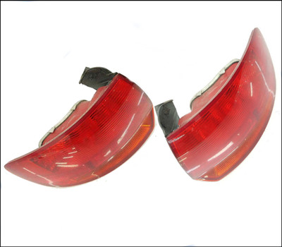 AUDI A3 8P 5-DOOR  SPORTBACK REAR OUTER CORNER LIGHT TAILLIGHT LHS RHS LH RH LHS RHS 8P4945095 8P4945096 2004 2005 2006 2007 2008 GENUINE OE USED