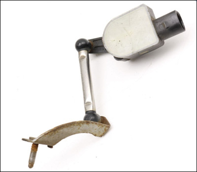 VW VOLKSWAGEN AUDI HEADLIGHT HEIGHT LEVEL SENSOR FRONT 1K0941274A GENUINE OEM OE A3 GOLF JETTA TOURAN EOS