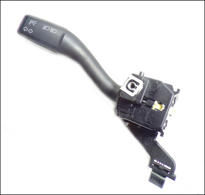 AUDI A3 8P 8P1 HATCH HATCHBACK SPORTBACK INDICATOR TURN SIGNAL SWITCH OEM GENUINE 8P0953513A 8P0953513C 8P0953513E 1K0953513E 1K0953513 USED