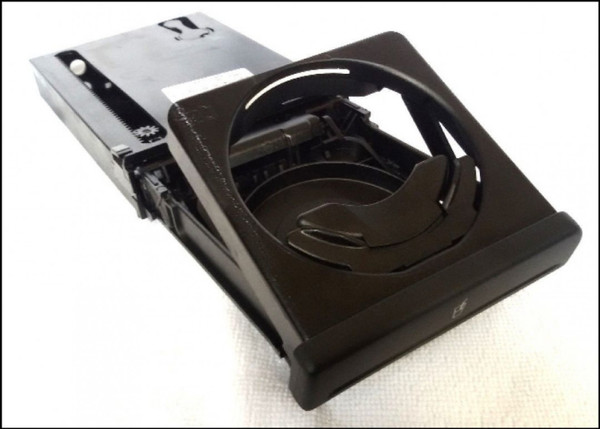 AUDI A4 S4 RS4 B6 B7 GENUINE USED FRONT DRINKS CUPHOLDER 8E2862534J 8E2862534J 8E2862534E 8E2862534L 8E2862534H CUP-HOLDER BLACK GARNISH