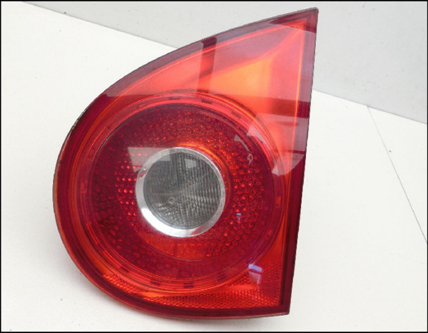 VW VOLKSWAGEN GOLF MK5 REAR TAIL-LIGHT RIGHT HAND RH RHS INNER DRIVER'S SIDE 1K6945094G OEM GENUINE USED