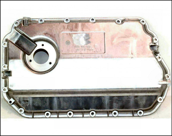 OIL SUMP PAN LOWER AUDI VW VOLKSWAGEN V6 078103604AA HOLE SENSOR AGA APS APZ ARJ APR ATX AQD AGB AFM ABC ACZ AAH ACK ALG AMX BDV BBG ATQ AGE ATX ACK APR AQD
