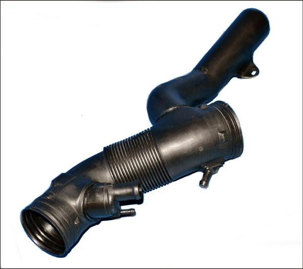 1C0129684E AIR INTAKE HOSE PIPE VW VOLKSWAGEN BEETLE 2.0L NON-TURBO USED ORIGINAL GENUINE OE OEM APK AQY