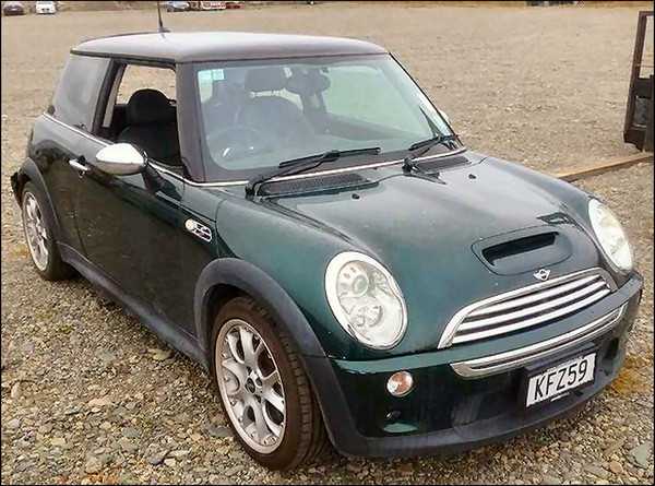 WRECKING BMW MINI COOPER S R53 2006 FACELIFT AUTOMATIC