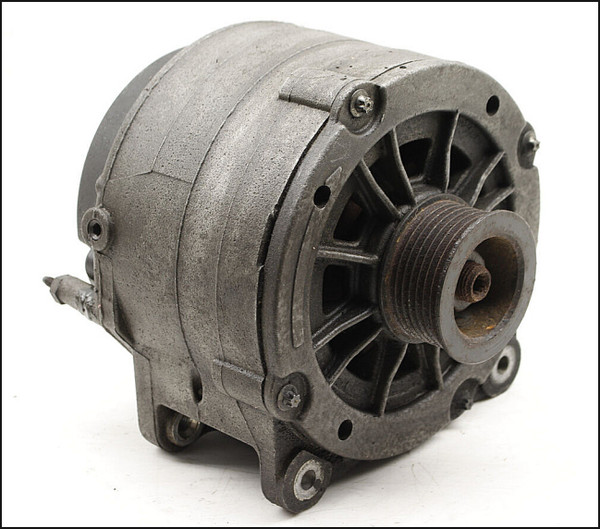 VW VOLKSWAGEN TOUAREG PHAETON AQX 4.2L V8 ALTERNATOR 190AMP 190A WATER-COOLED DELPHI 07C903018 2003 2004 2005 USED TESTED