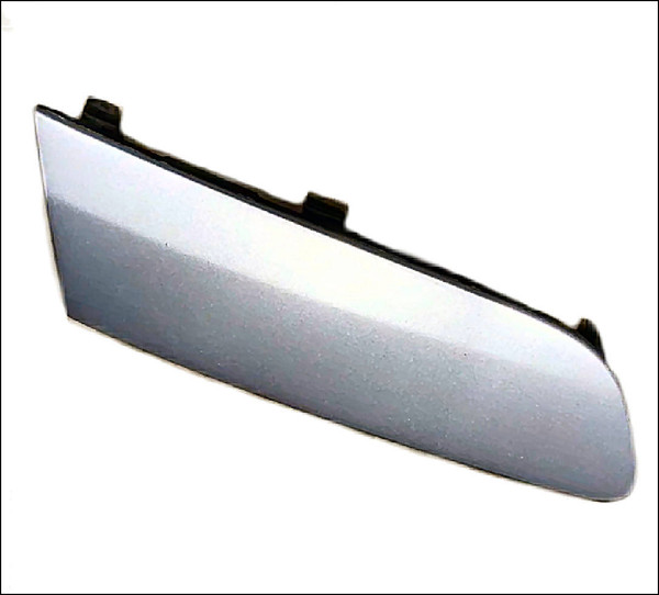 VW VOLKSWAGEN GOLF MK5 1K GTI JETTA GT FRONT BUMPER COVER TRIM STRIP MOLDING GTI OE OEM GENUINE RH RHS RIGHT 1K0807718E LA7W REFLEX SILVER