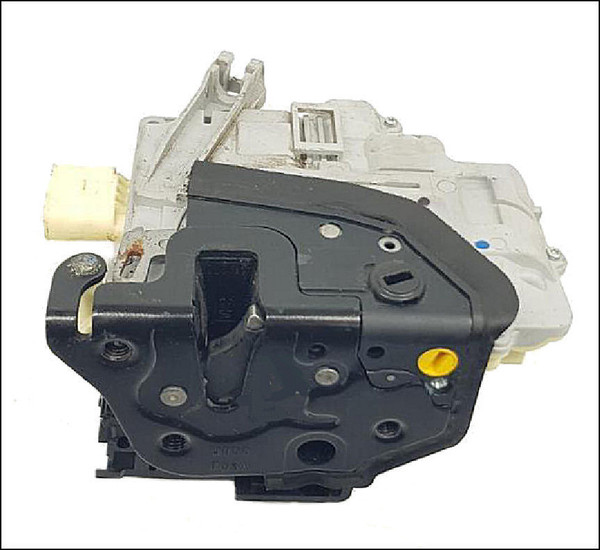 AUDI Q7 VW VOLKSWAGEN PASSAT TIGUAN GENUINE OE OEM RH RHS RIGHT SIDE REAR DOOR LOCK USED 3C4839016C 3C4839016A