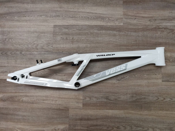 Yess Elite Wc 20" Pro Xxxl White Ewc3Xwhite