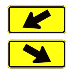 W16-7p Diagonal Downward Arrow Plaque